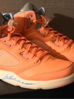 DJ KHALED X JORDAN 5 RETRO 'WE THE BEST - CRIMSON BLISS
